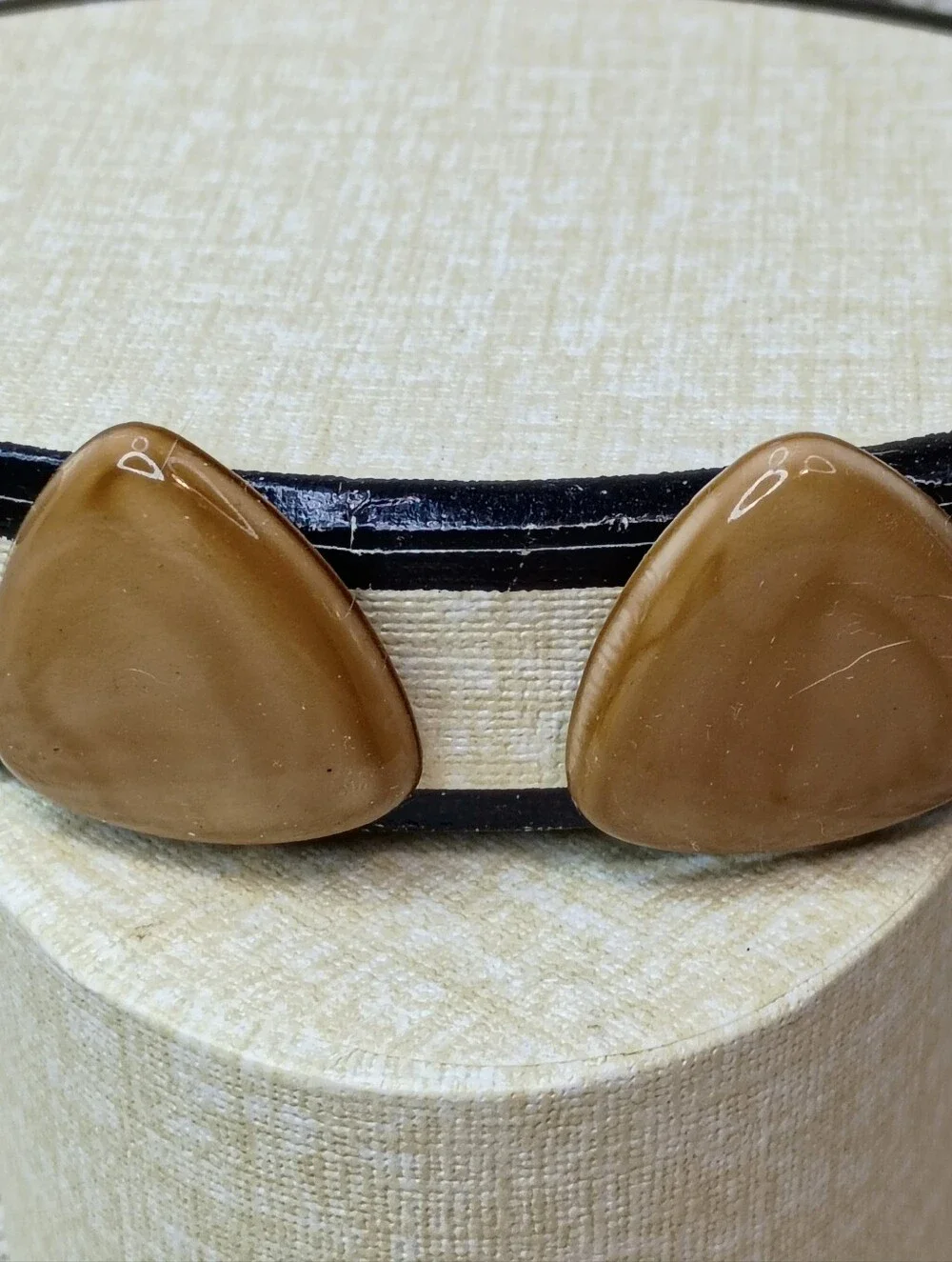 Vintage Acrylic Bangle and Clip-On Earrings Set - Tan